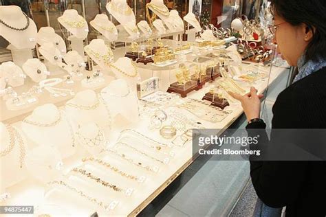 chow tai fook parañaque photos|557 Chow Tai Fook Jewellery Stock Photos & High .